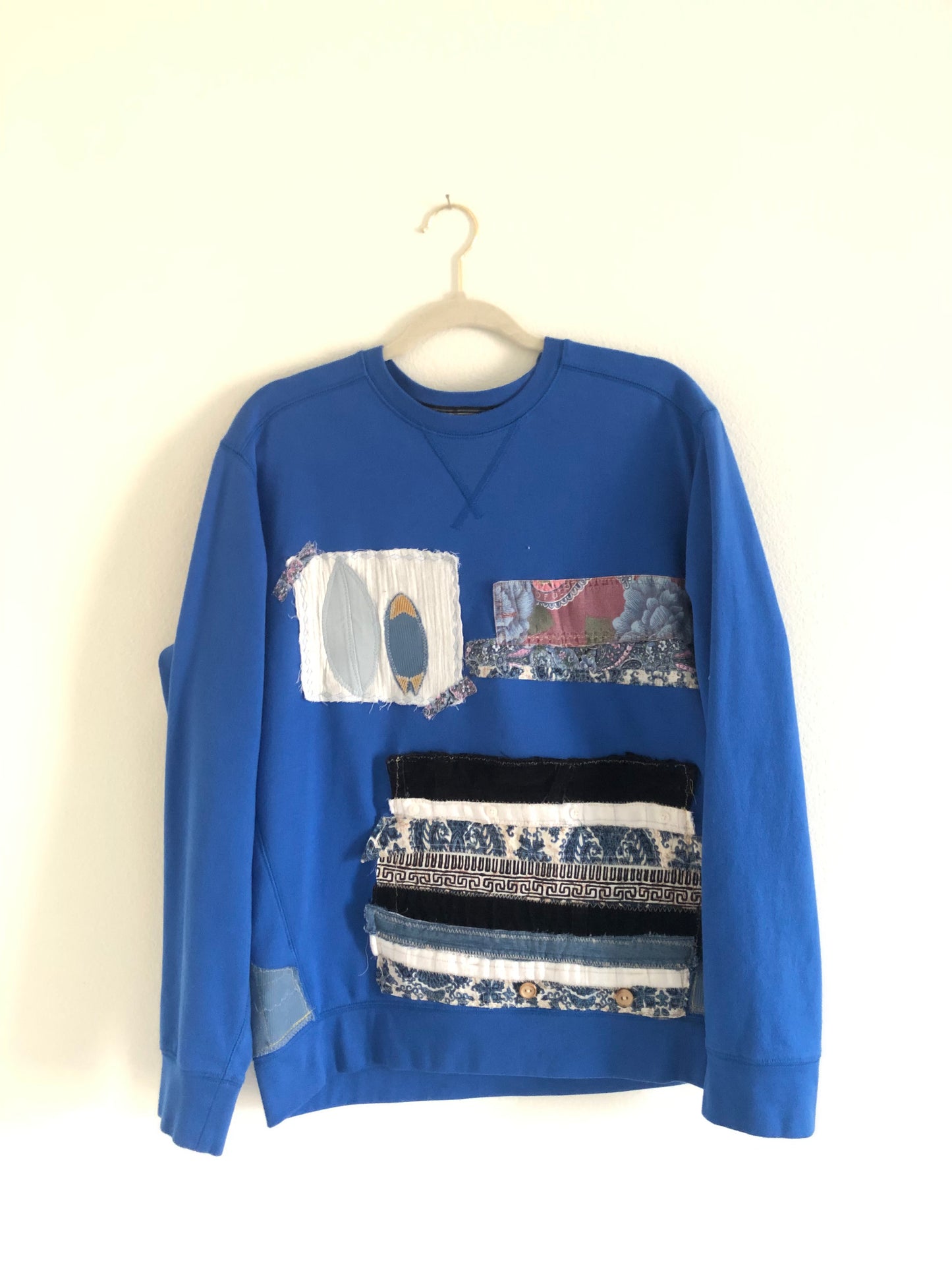 Ocean Tides Crewneck (M)