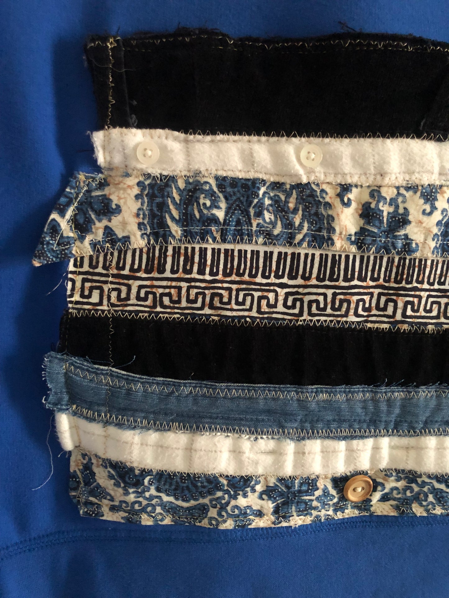Ocean Tides Crewneck (M)